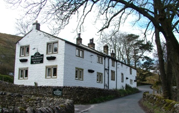 The George as you approach from Buckden